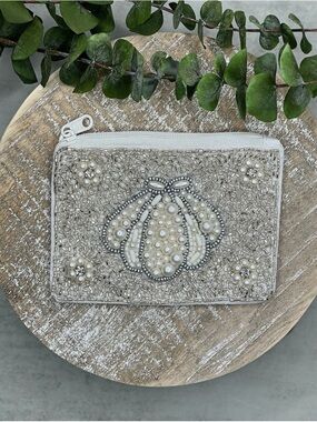 Pearl Beaded Zipper Coin Pouch - White